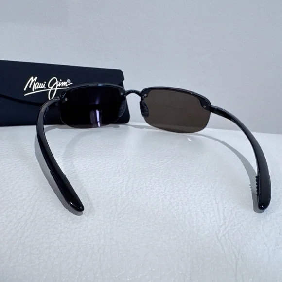 Maui Jim Ho'okipa 407 02 64 Men's Gloss Polarized Sunglasses - Black/Bronze - Picture 10 of 14